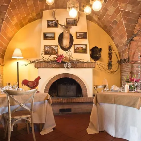 Alloggio per agriturismo Santa Vittoria *