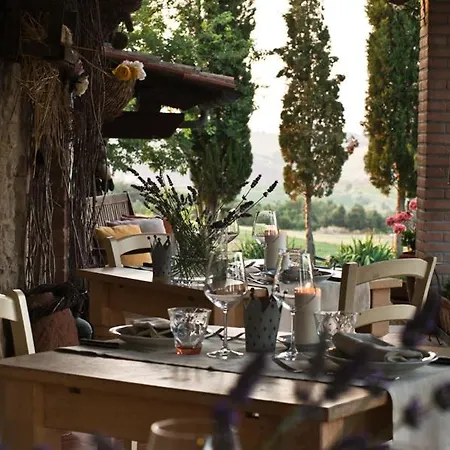 Alloggio per agriturismo Santa Vittoria