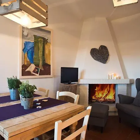 Santa Vittoria Farm stay *