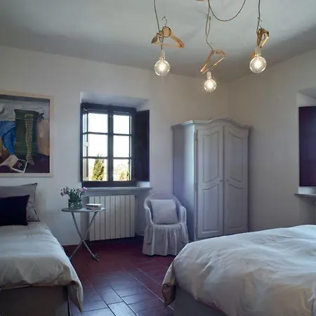 Farm stay Santa Vittoria Volterra